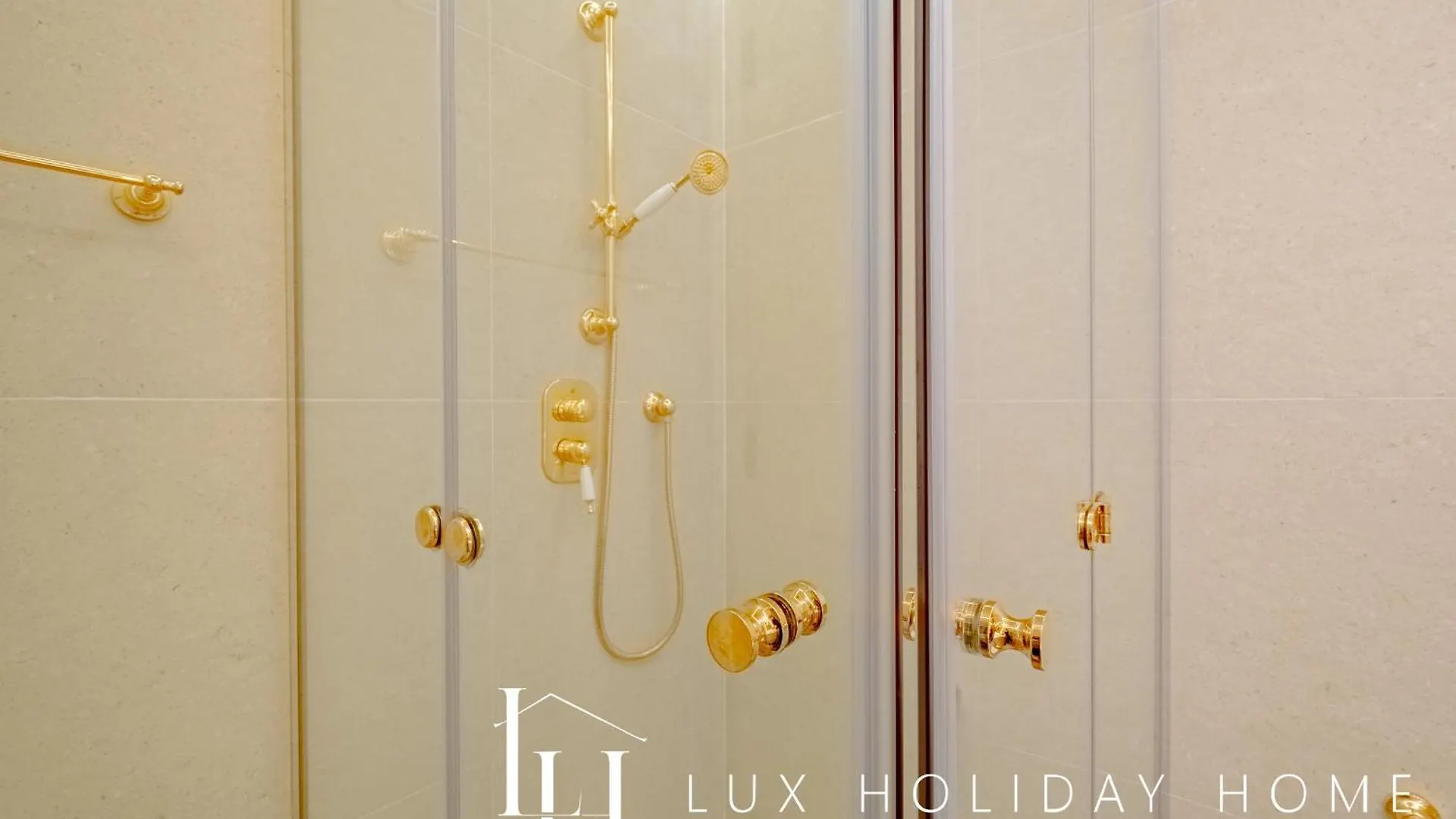 Apartment Lux The Tiara Burj View Suite 2 Dubai United Arab Emirates