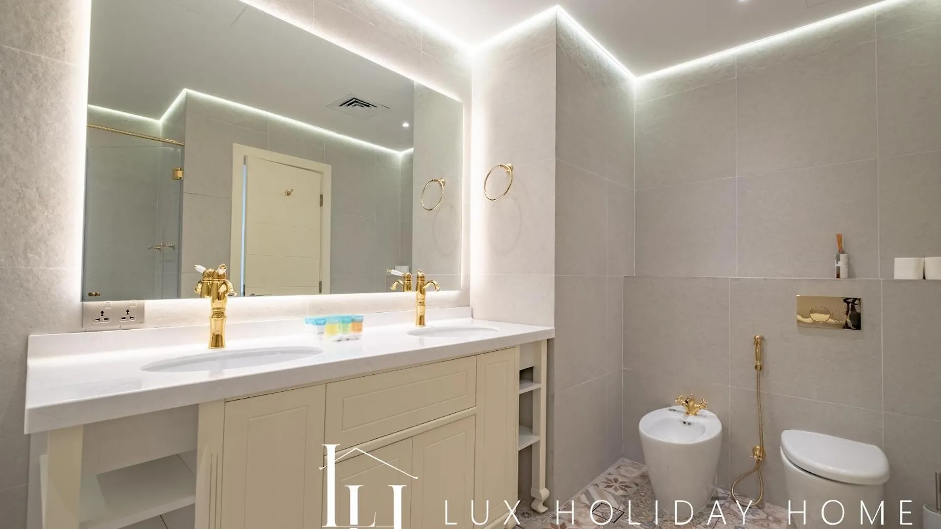 Apartment Lux The Tiara Burj View Suite 2 Dubai United Arab Emirates