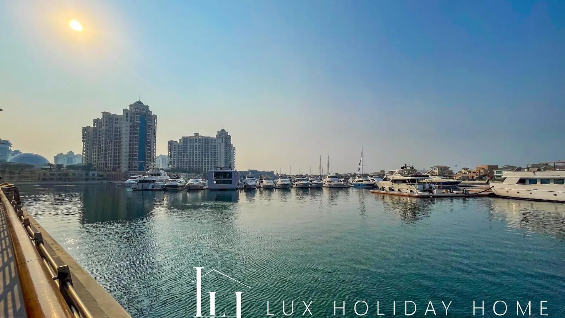 Apartment Lux The Tiara Burj View Suite 2 Dubai